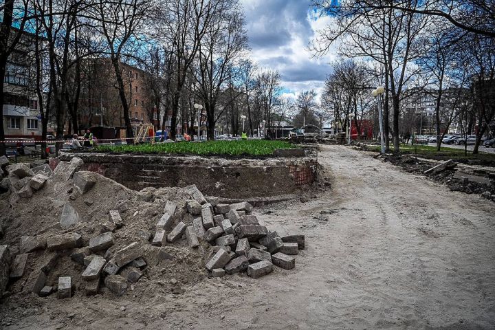 В центре Белгорода началась реконструкция сквера