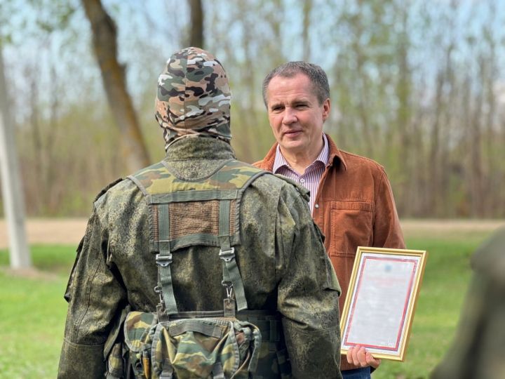 Белгородцы поздравляют бойцов ПВО с профессиональным праздником