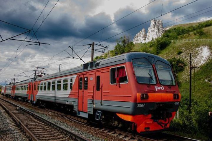 Поезд Лиски — Валуйки будет прибывать на станцию на три минуты позже
