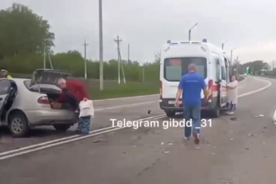 Молодой человек и девушка пострадали в ДТП между Грайвороном и Борисовкой