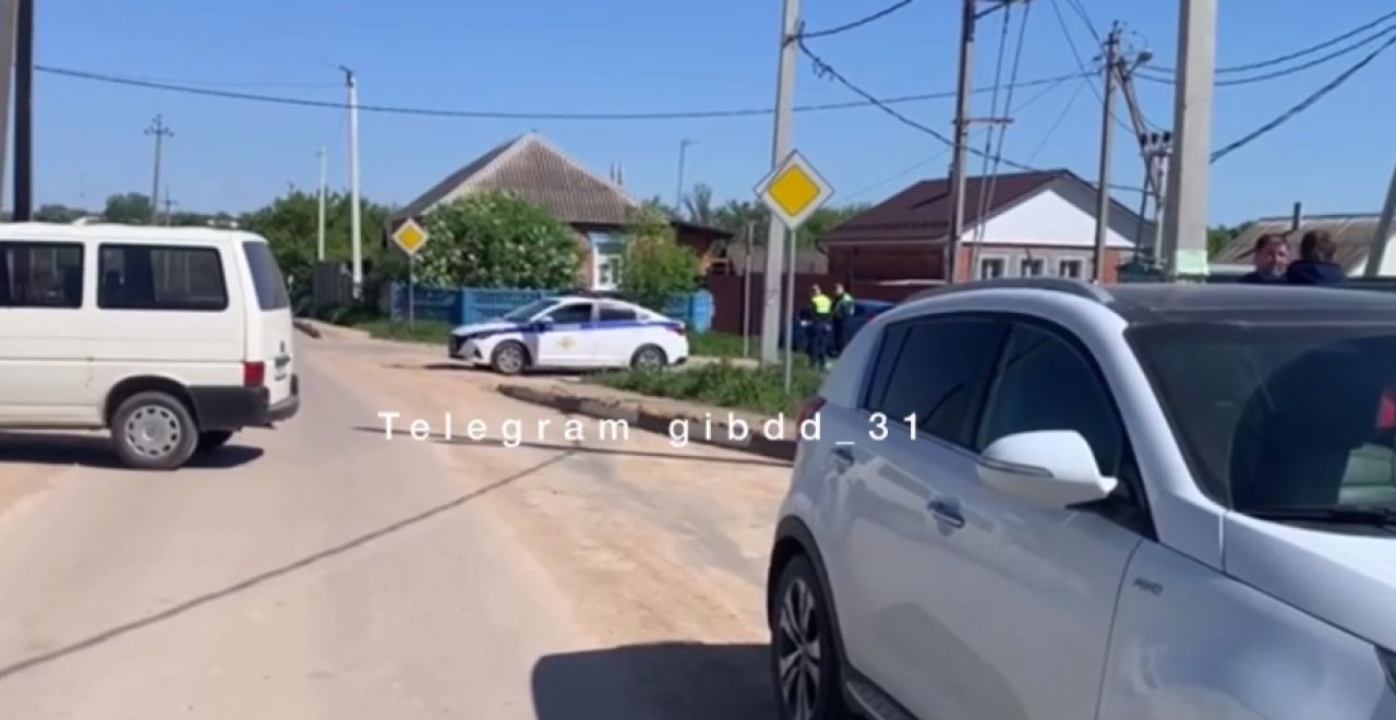 В Ржевке школьник попал под машину