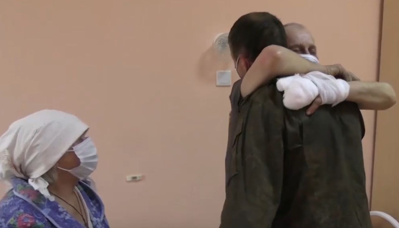 В Белгородскую область вывезли двух пенсионеров из Волчанска