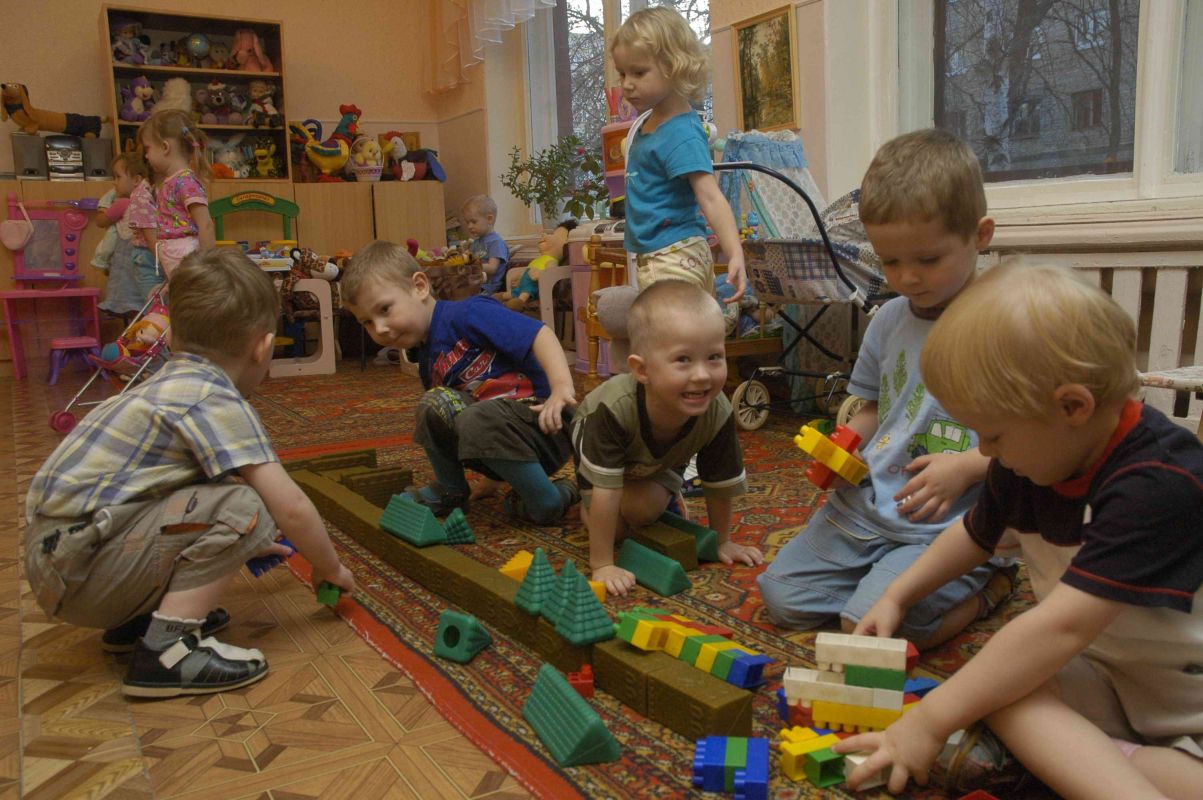 Белгородцы&nbsp;просят выводить детей на прогулки в &nbsp;детсадах&nbsp;