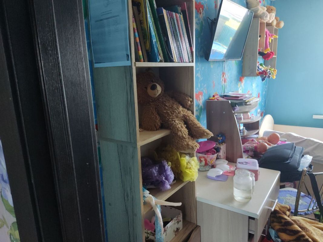 Женщина зарубила топором 3-летнюю девочку из-за ревности