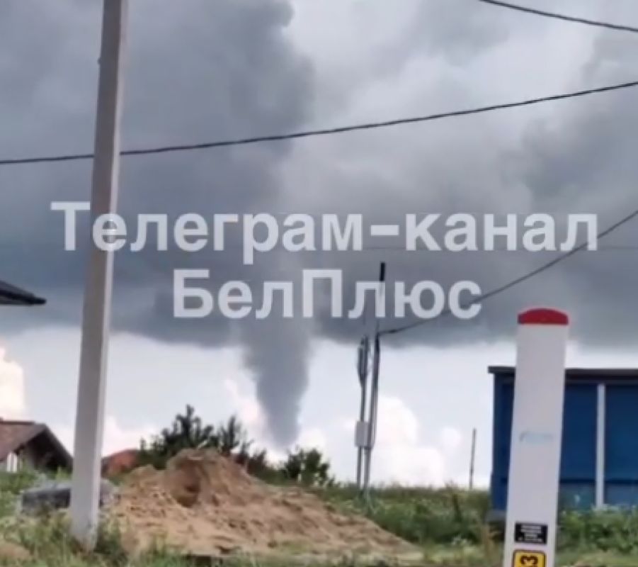 Неподалеку от Белгорода заметили торнадо