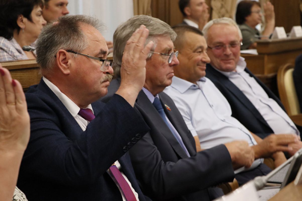 На Белгородчине приостановили выполнение депутатских наказов