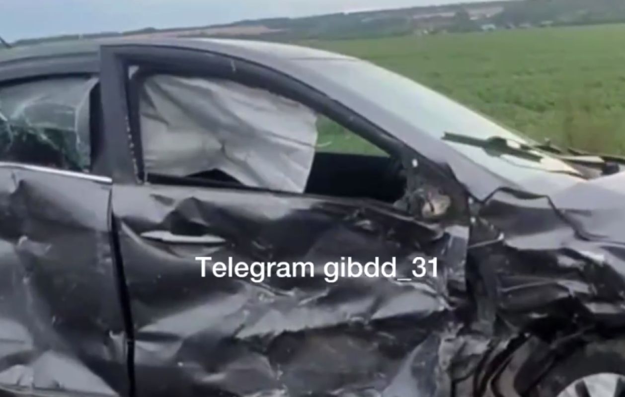 В Белгородской области подросток на иномарке устроил аварию на трассе