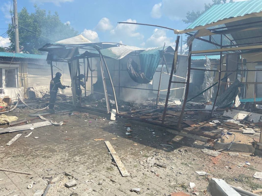 Мужчина погиб после обстрела рынка в Шебекино