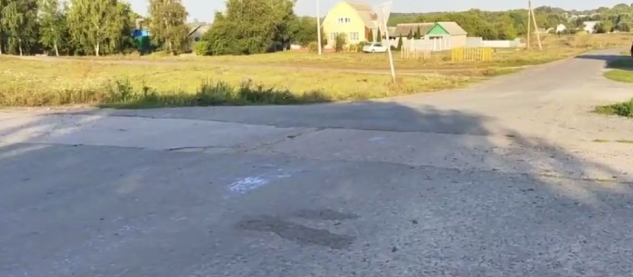 В Белгородской области водитель сбил велосипедистку и скрылся с места аварии