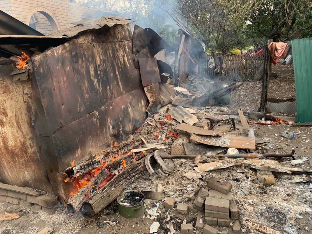 ВСУ сожгли еще три дома в Белгородской области