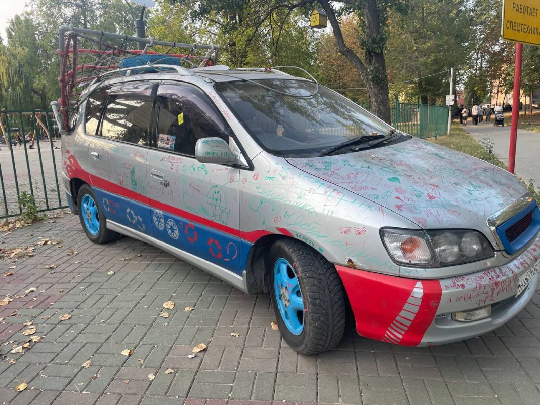В Белгороде появилась машина, которую можно разрисовать