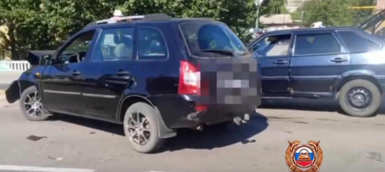 В Белгородской области маленькая девочка пострадала в столкновении двух машин