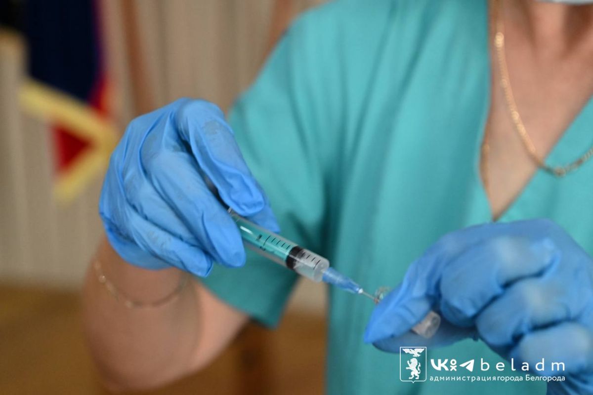 В Белгороде началась плановая вакцинация от гриппа