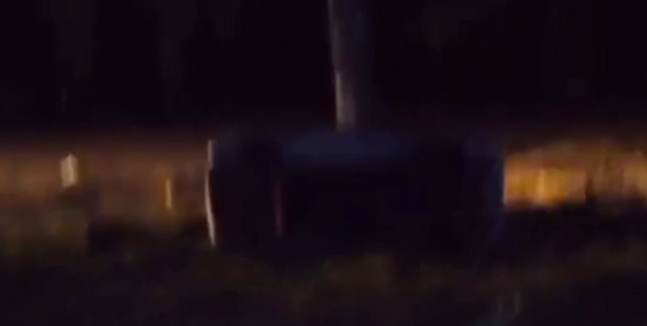 Под Старым Осколом машина с компанией молодежи влетела в дерево