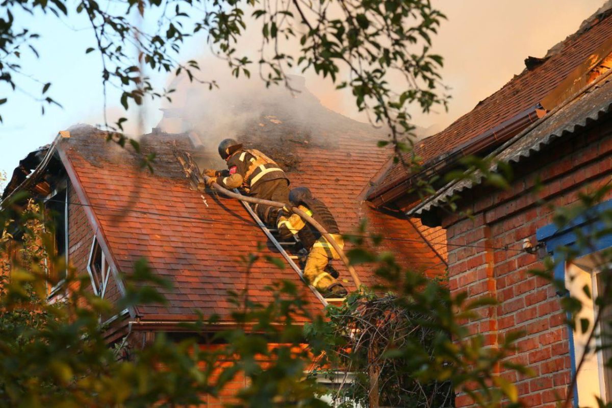 В Шебекино три человека пострадали под повторным обстрелом