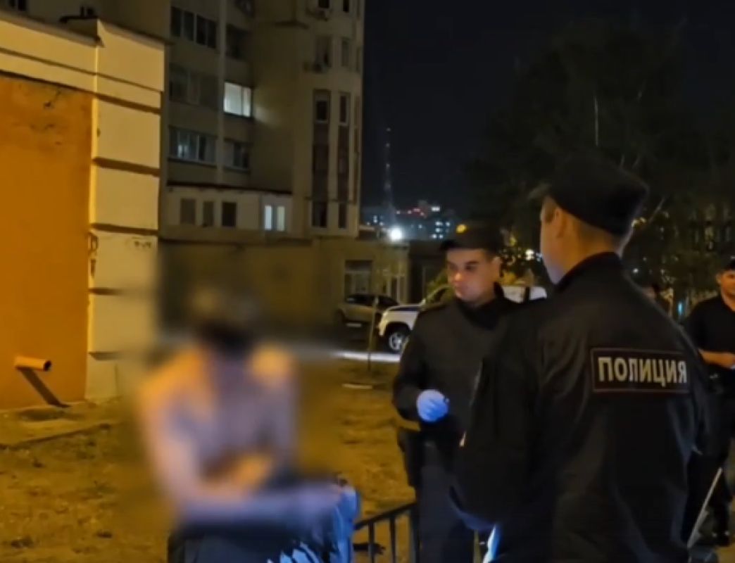 Двое неадекватных парней устроили переполох в спальном районе Белгорода