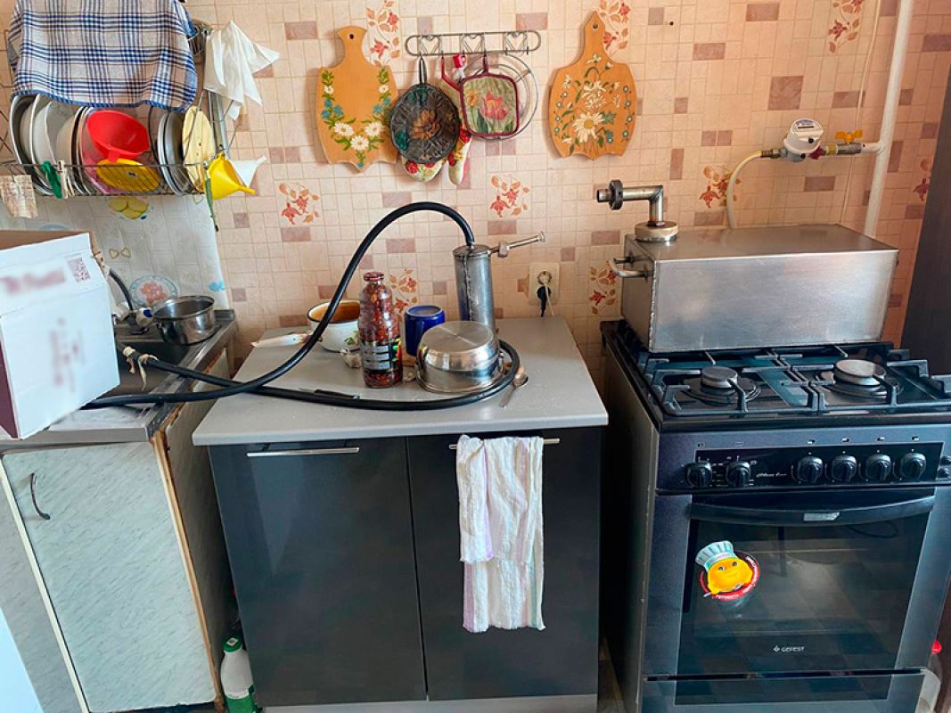 Самогонщику из Майского грозит судимость за подпольную продажу спиртного