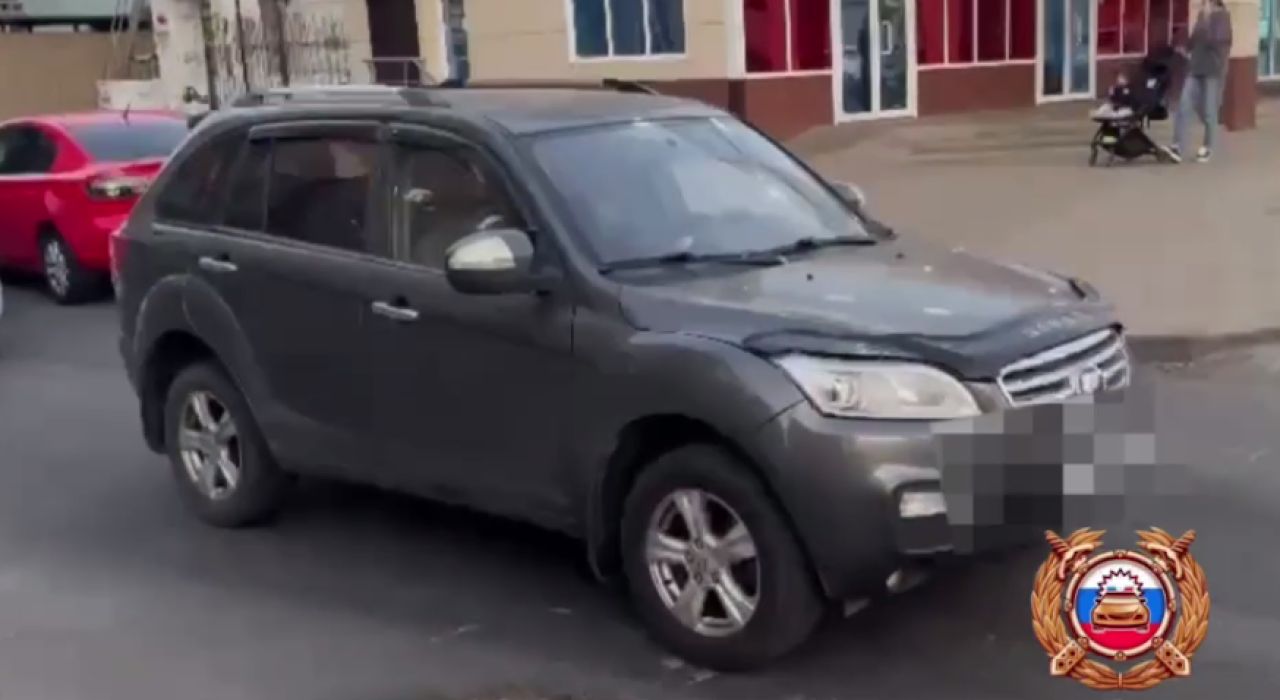 В Старом Осколе мальчик выскочил на проезжую часть и попал под машину