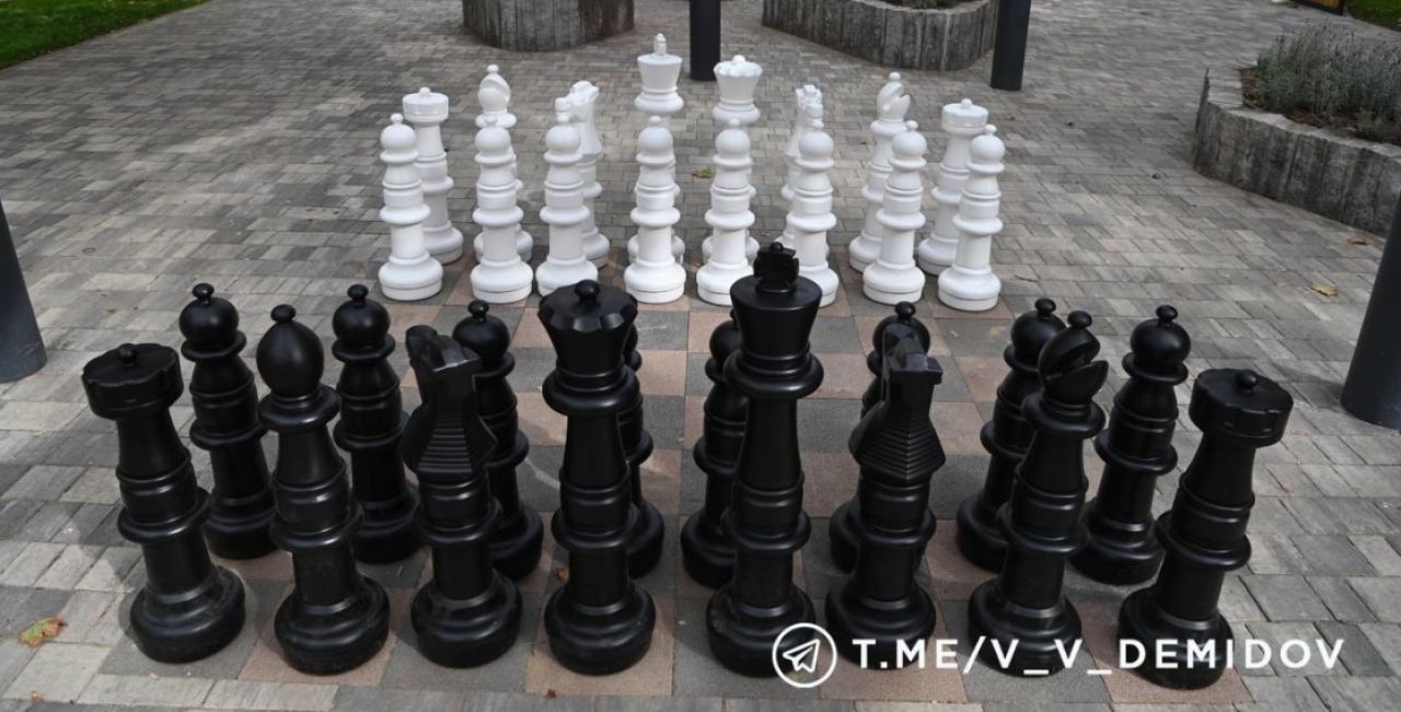 В Белгороде из обновленного сквера пропали шахматы