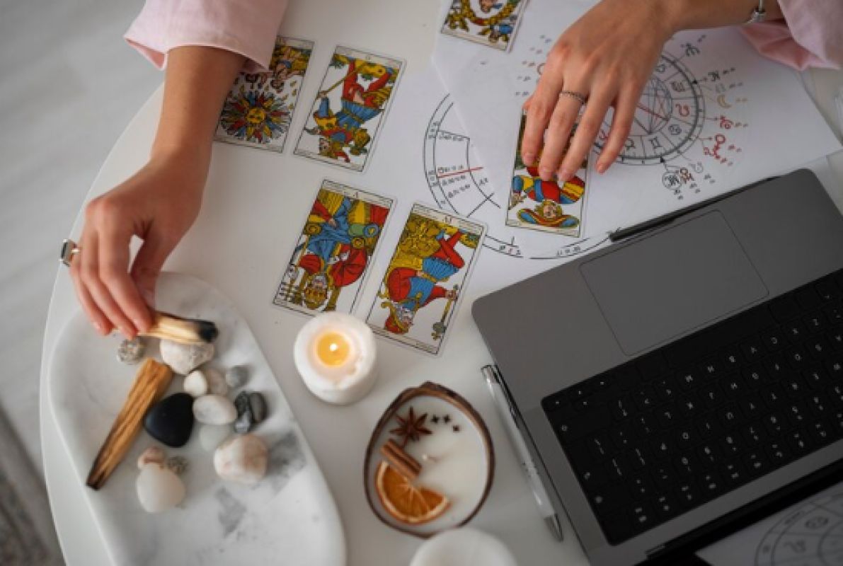 Овнам нужно быть хитрее, а&nbsp;Львов ждёт сложный выбор. Расклад Таро для&nbsp;всех знаков зодиака на&nbsp;неделю