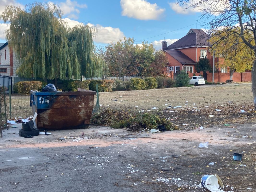 Жители Старого Оскола требуют отменить субботник из-за действий мусорной компании