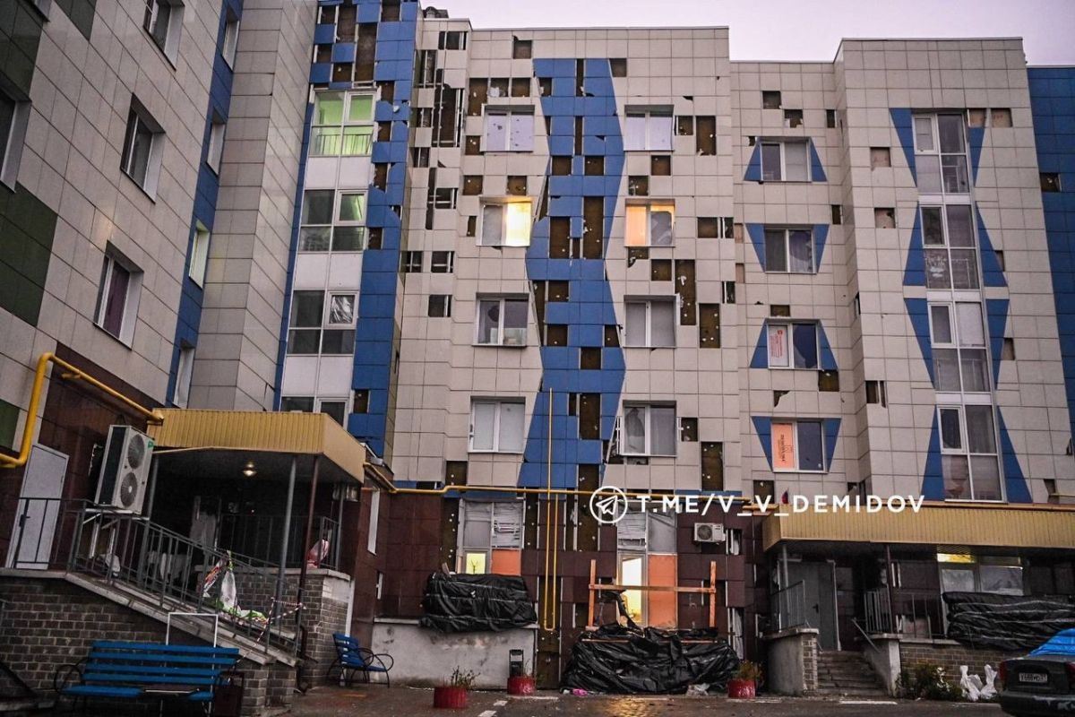 Белгородцам озвучили сроки ремонта атакованного дроном дома