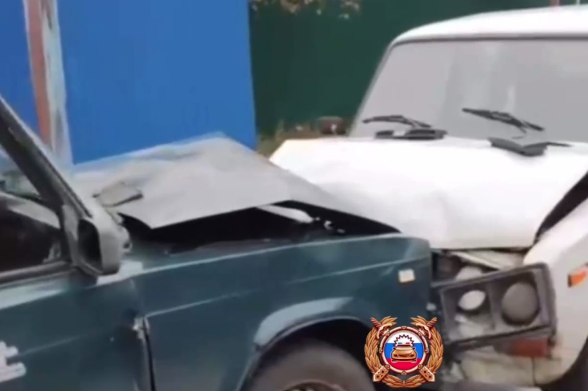 В Белгородской области не разъехались два ВАЗа —&nbsp;пострадали женщина и молодой человек