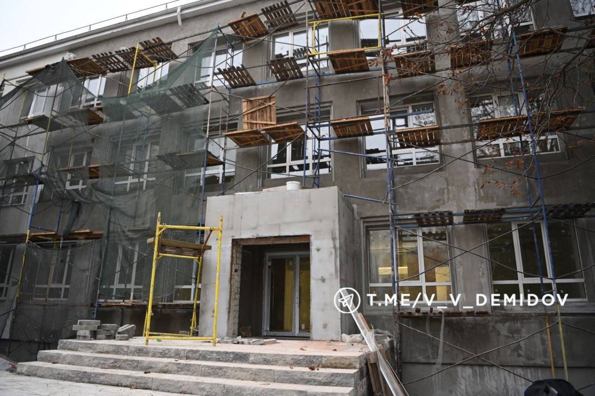 В школе в центре Белгорода обустроят красивое укрытие в рамках капитального ремонта