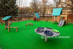 Белгородцам показали обновленную детскую площадку в Центральном парке