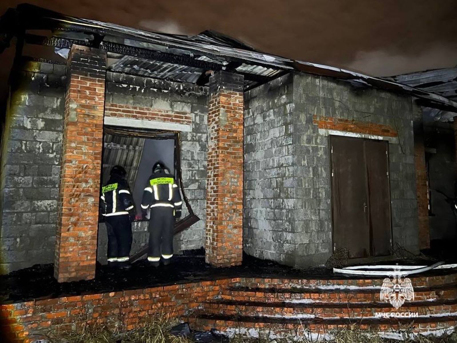 В Белгороде мужчина погиб во время пожара на стройке