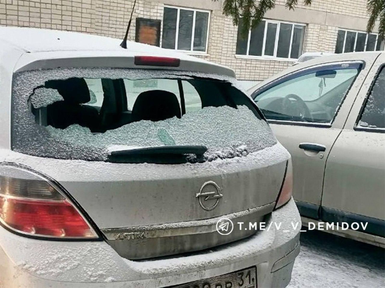 Белгородцам показали последствия падения беспилотника ВСУ