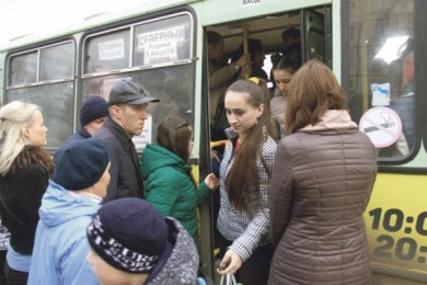 «Как хочешь, так и добирайся: или пешком иди, или вызывай такси»