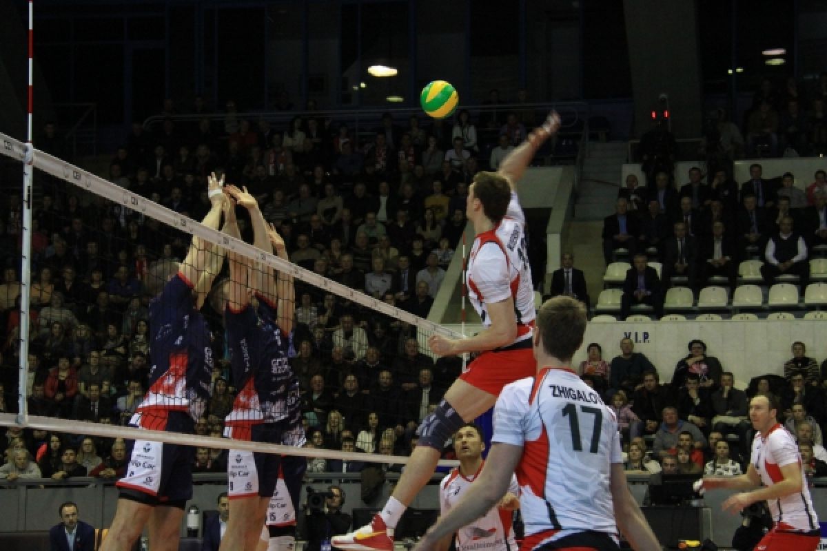 Белгородцы обыграли поляков в ответном матче Лиги чемпионов