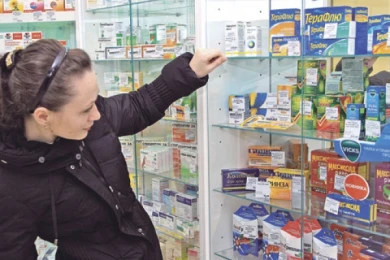 Рецептурные препараты запретили продавать свободно