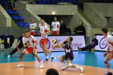 Волейболисты «Белогорья» одержали первую победу