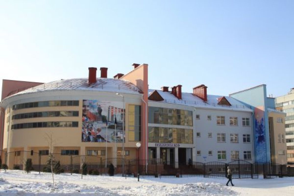 Даже после заявления Роспотребнадзора руководство школы делает вид, что ничего не произошло