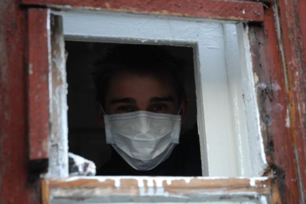 Лучше сделать одну прививку, чем потом загреметь в больницу 
с тяжёлым диагнозом