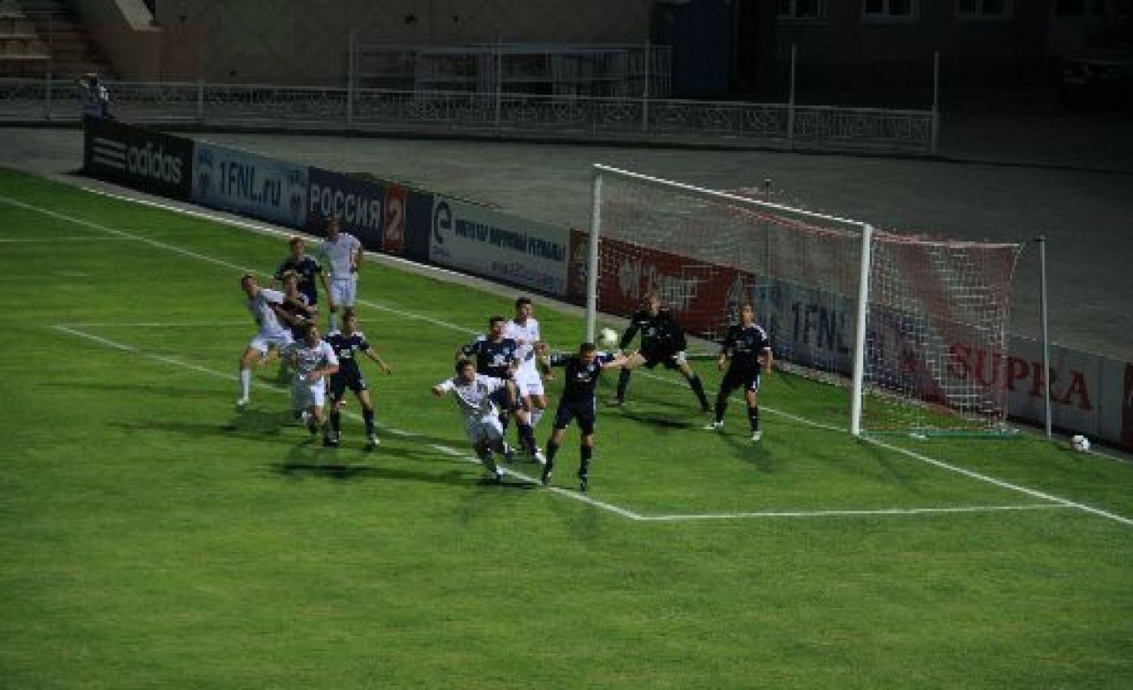 «Салют» крупно уступил на выезде