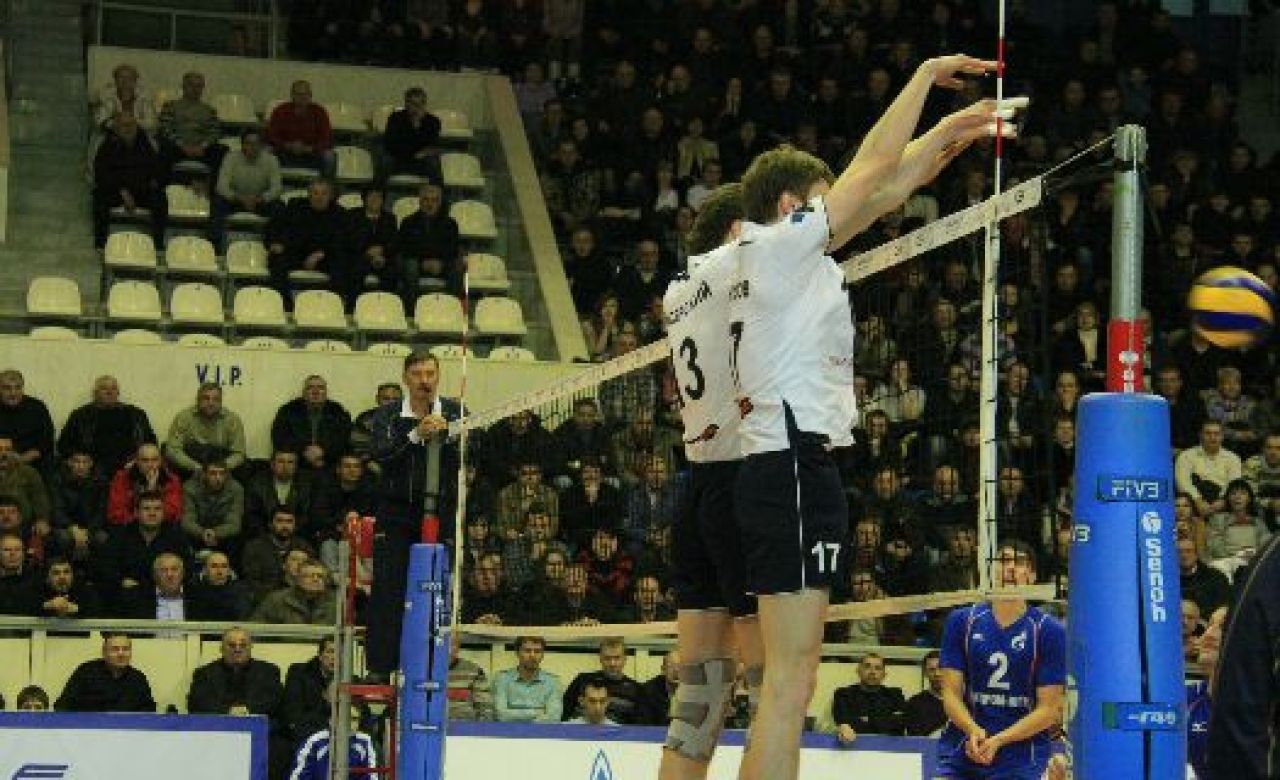 «Белогорье» стартовало с двух побед