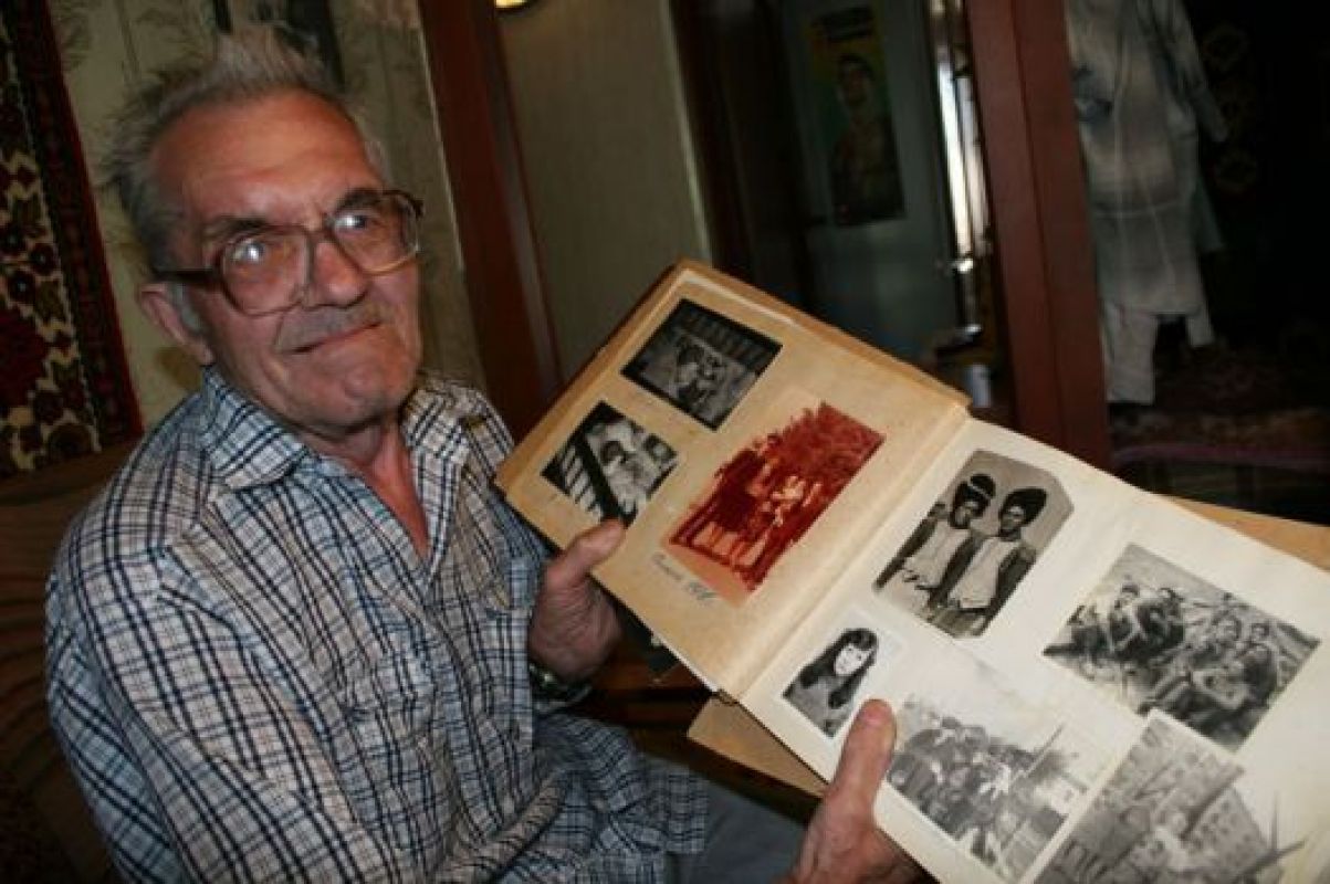 Кадры со съёмок «Войны и мира» занимают почётное место в семейном фотоальбоме Николая Волкова