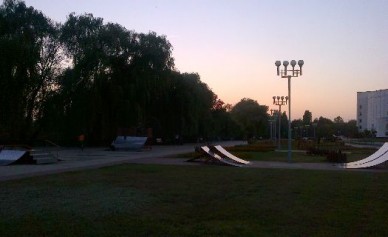 В Белгороде возле Диорамы построили скейтпарк