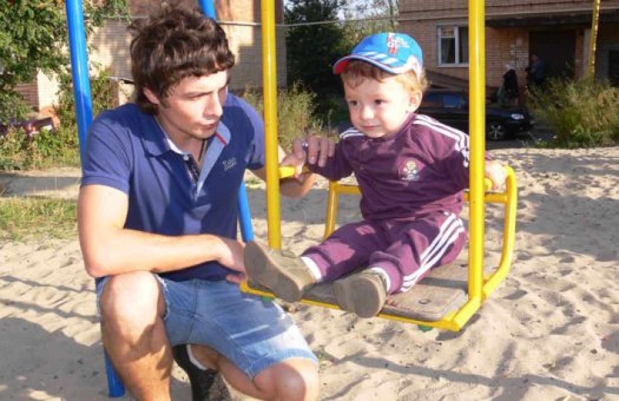 Владимир и Ванечка даже разговаривают на особом языке, понятном им двоим