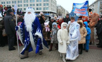 Белгородцам на параде Дедов Морозов больше всего понравился Кощей