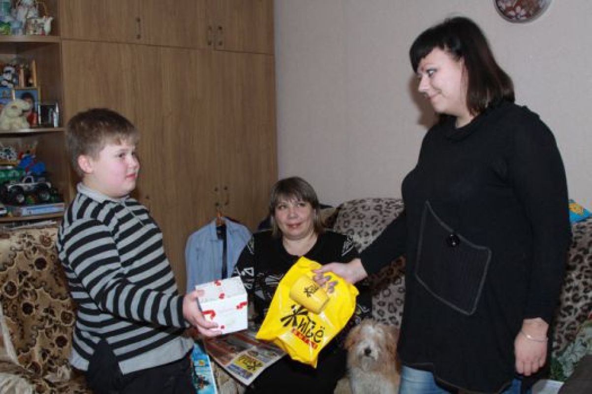 «Житьё» с удовольствием выступило в роли Деда Мороза для Максима Тетерядченко