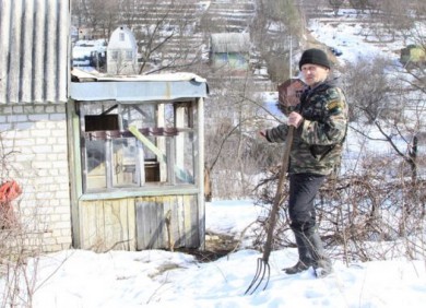 «Тут труп без скальпа, его едят собаки...»