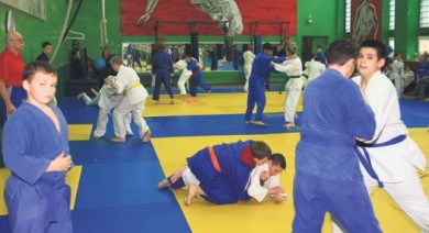 «Путин, защити нас от сварщиков»!