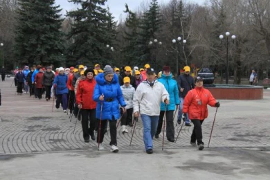 В Белгороде провели мастер-класс по финской ходьбе