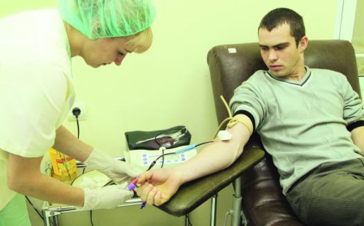 Белгородцам будут платить за сдачу крови