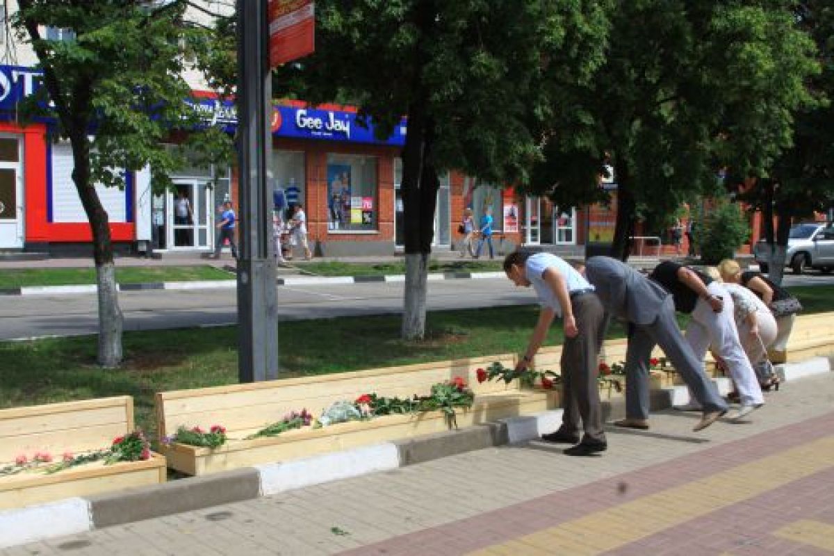Белгородцы почтили память жертв Сергея Помазуна
