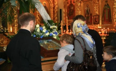 Икона «Знамение» отправилась в Алексеевку